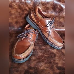 Size 10 Florsheim Tan Leather Boat Shoes